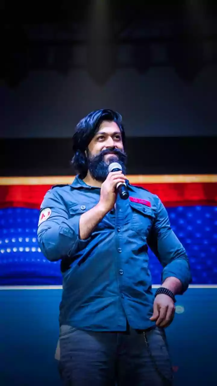 Yash's 'Toxic' Stumbles: Film Delays and Director's Role?