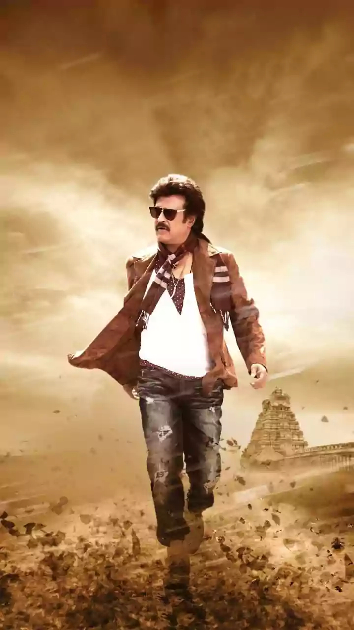 Rajinikanth To Reunite With Daughter Soundarya After Kochadaiiyaan? Here's The Truth