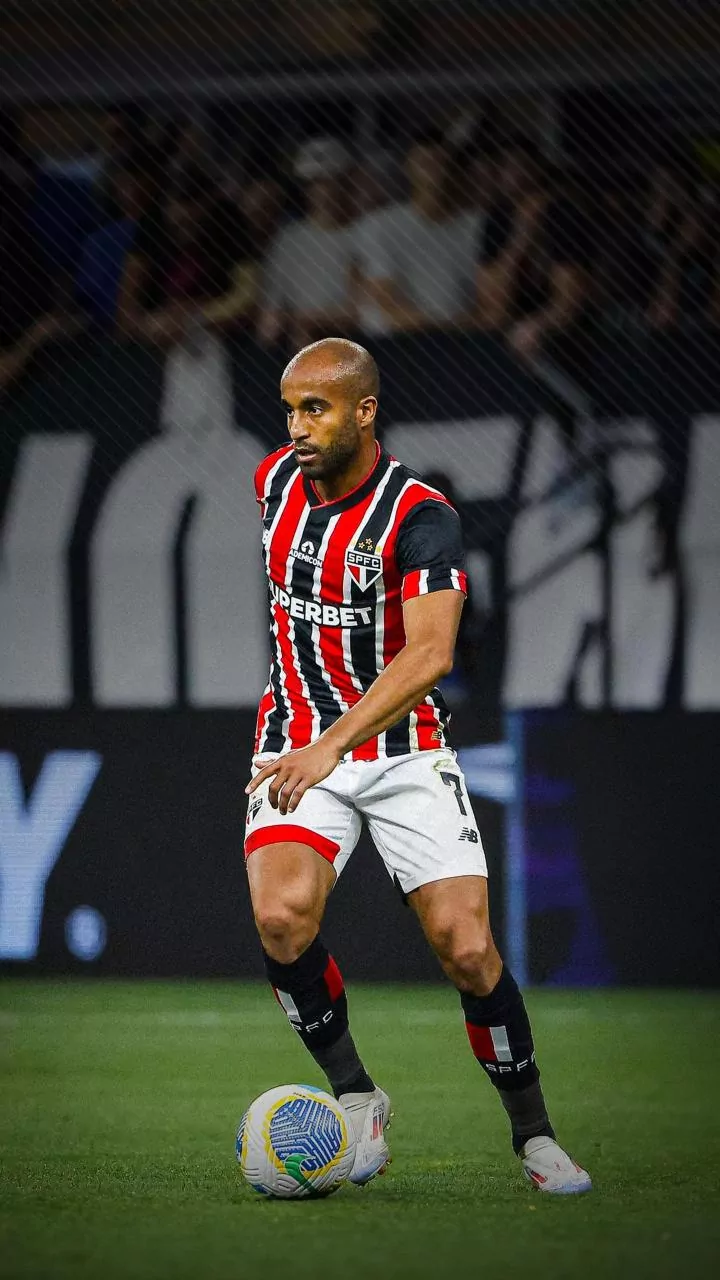 “Estarei livre”: Lucas Moura abre possibilidade de deixar o São Paulo