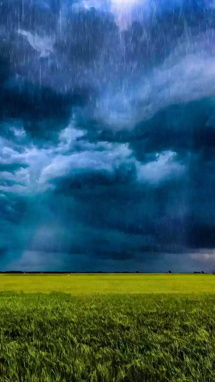 August's Particularly Wet Monsoon Stretch: A Closer Look At Longer Connection Buffers For Trips