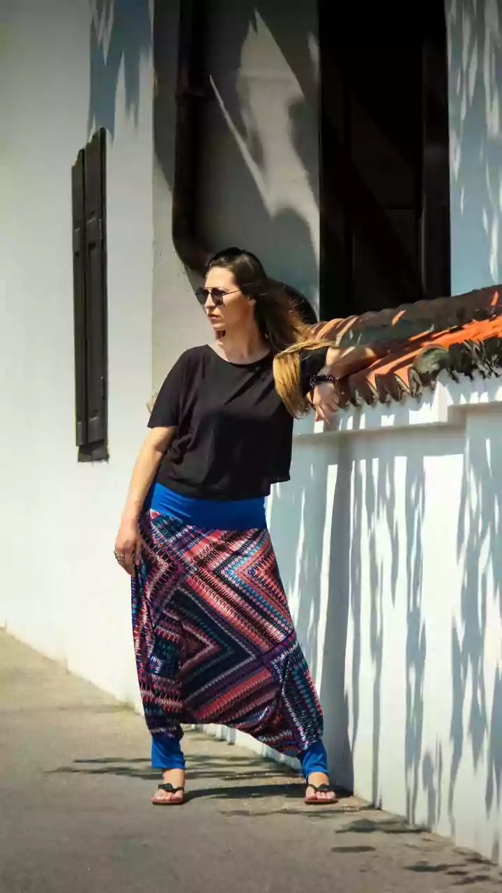 These styles go well with harem pants