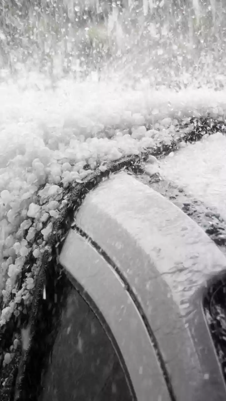 IMD Issues Hailstorm and Strong Wind Warning for Northern India