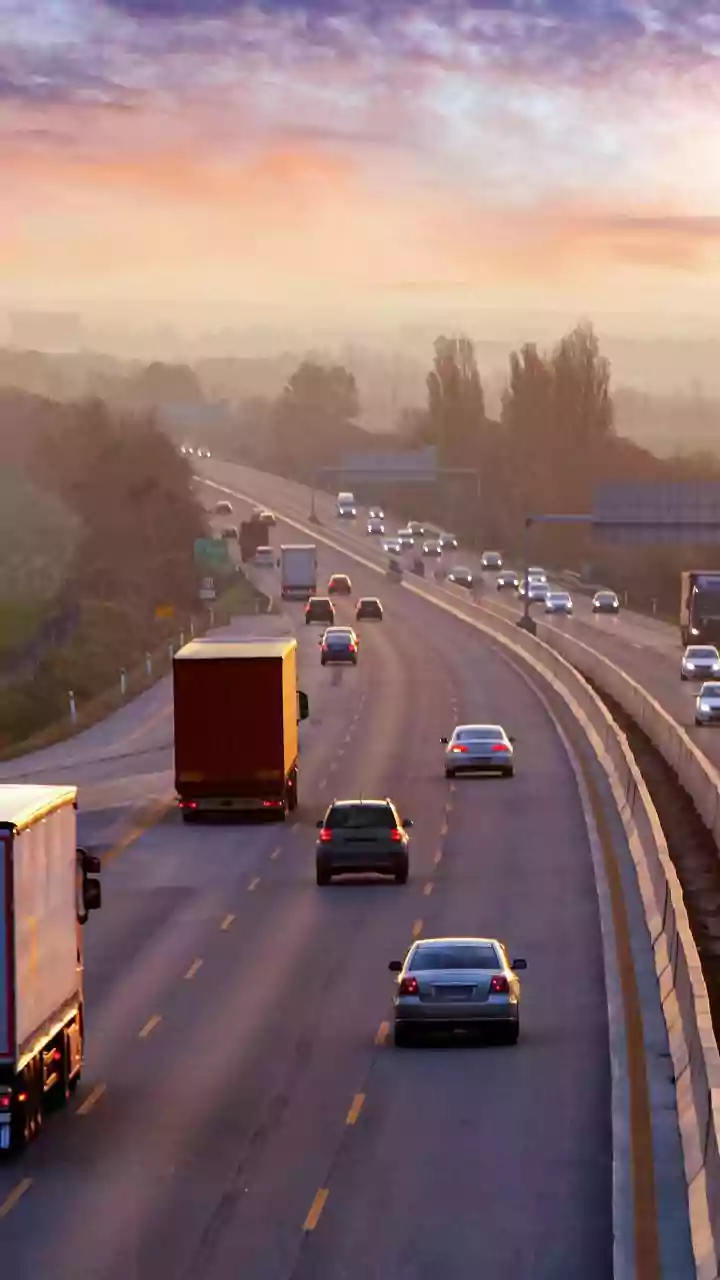 Why Fleet Operators Crossing Delhi-NCR Margins Must Ensure Strict Vehicle Emission Compliance