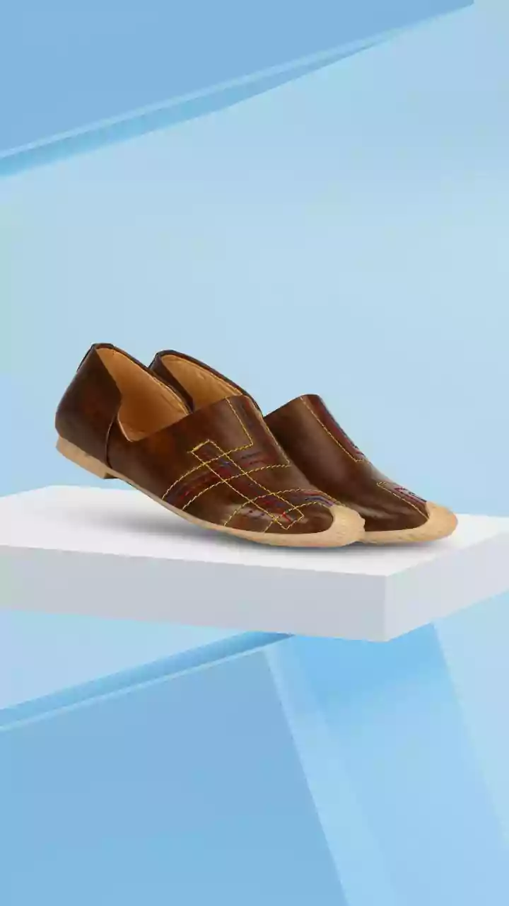 The 2026 Monsoon-Footwear Shift: Walkable Shoes over Delicate Styles in Focus