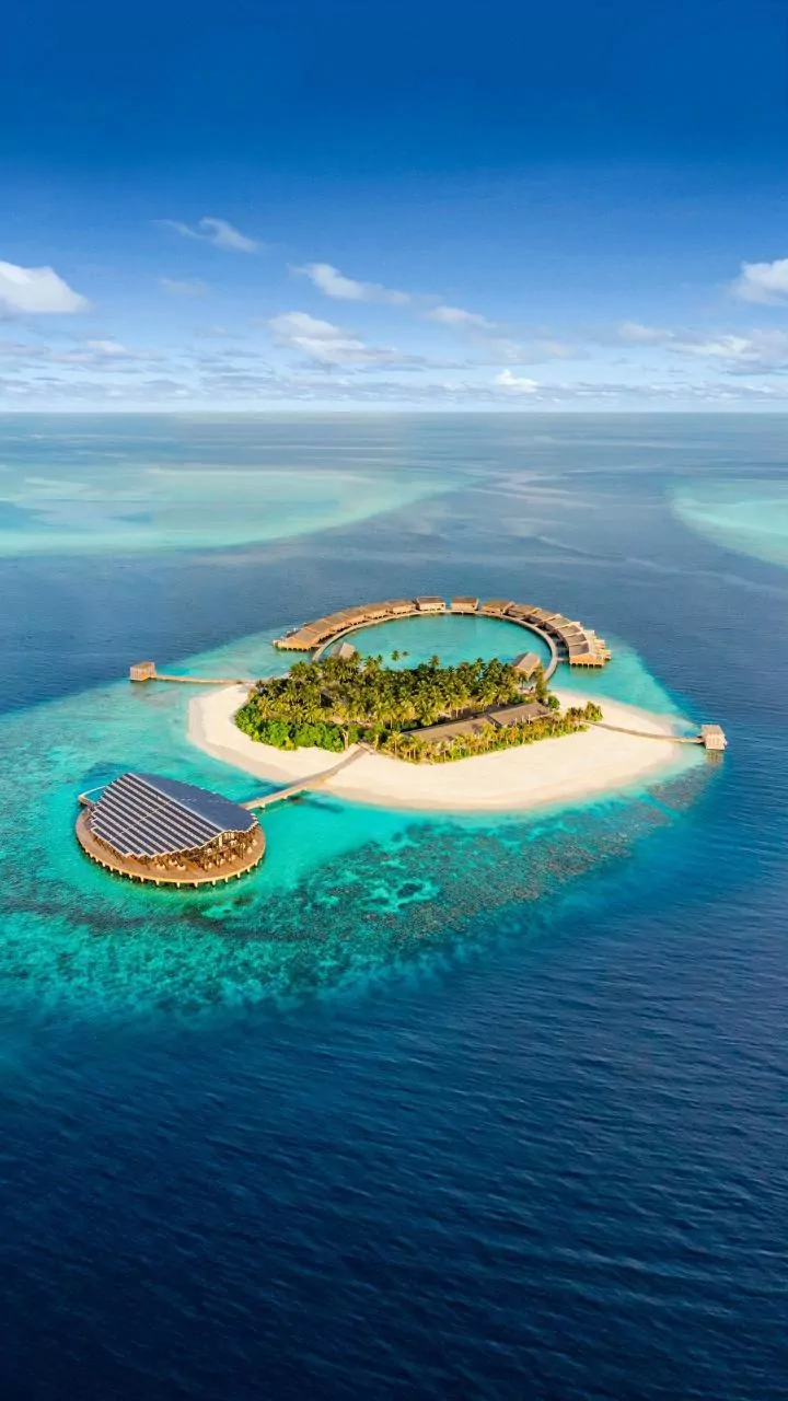 8 Unforgettable Luxury Travel Experiences For Travellers Seeking More Than Hotels