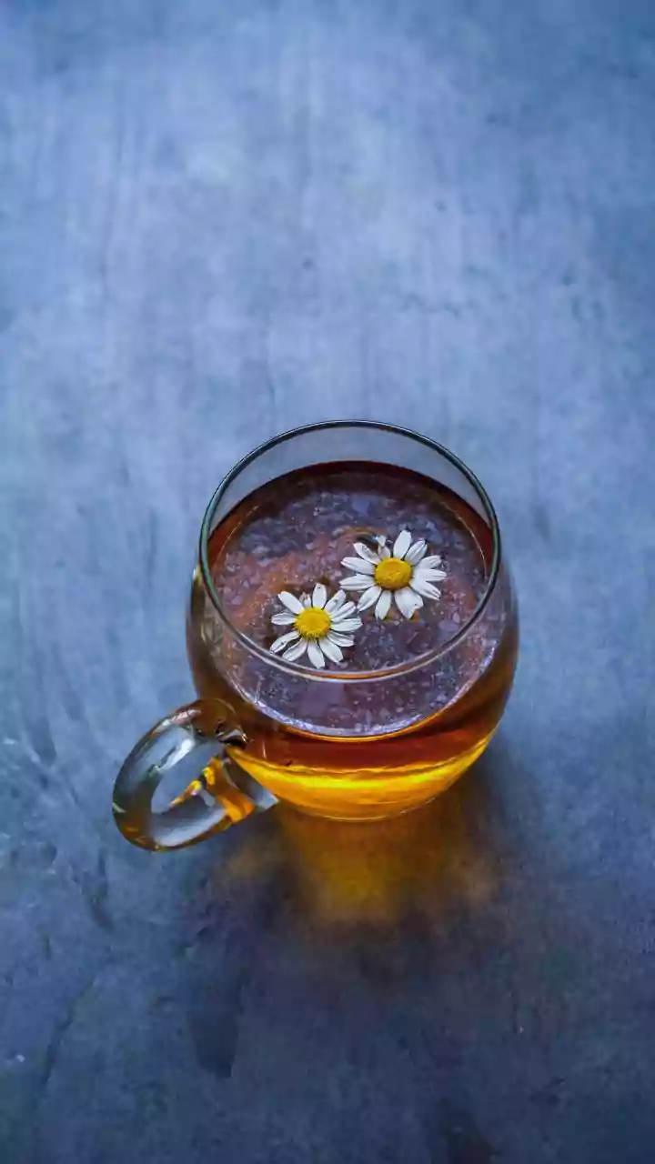 Cold-Brewed Botanical Teas Win Favor Among Urban Diners Seeking Mindful Afternoon Beverages