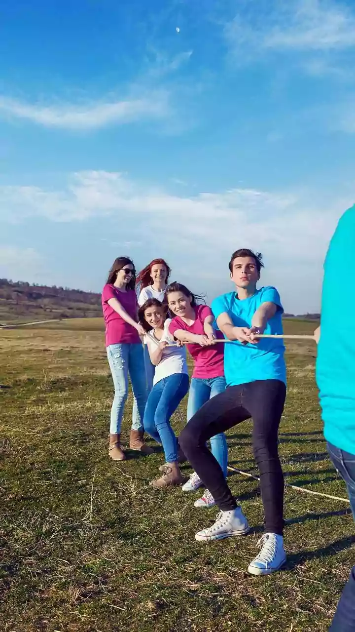 5 fun outdoor games to bring your team together