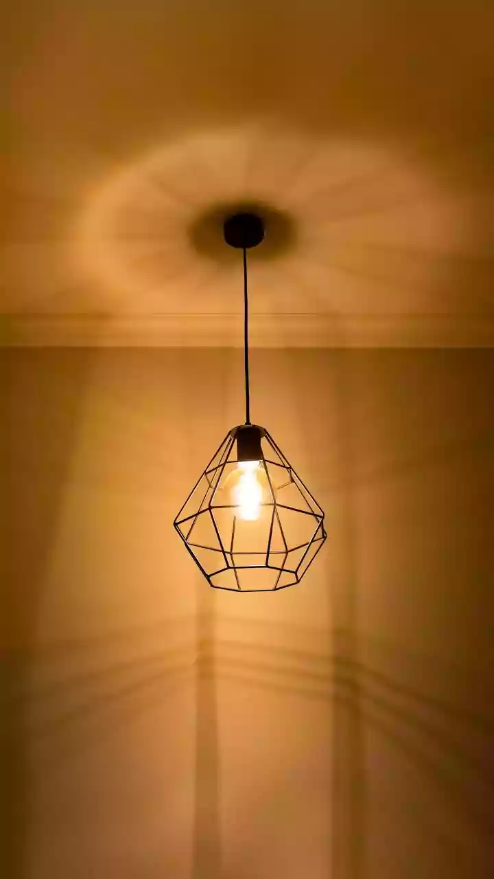 How To Identify Loose Fixtures Before Festive Guests Arrive