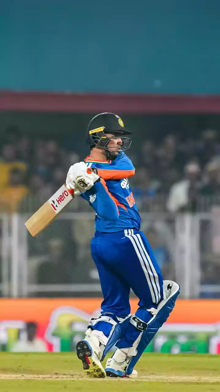 ‘Abhishek Can Tackle Usman Tariq’: Former Cricketer’s Massive Prediction Ahead of IND vs PAK Clash