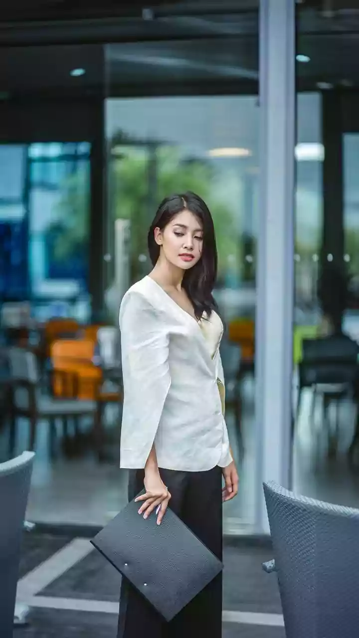 AI Resume Tailoring Hacks For Fresh Graduates Matching Specific Role Requirements