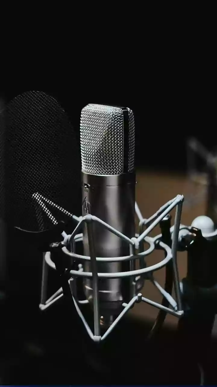 Why Interactive Voice AI Tools Are Essential For Candidates Facing Competitive Job Interviews