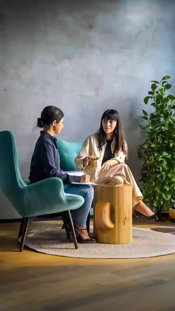 Small talk is an essential skill: How to master it