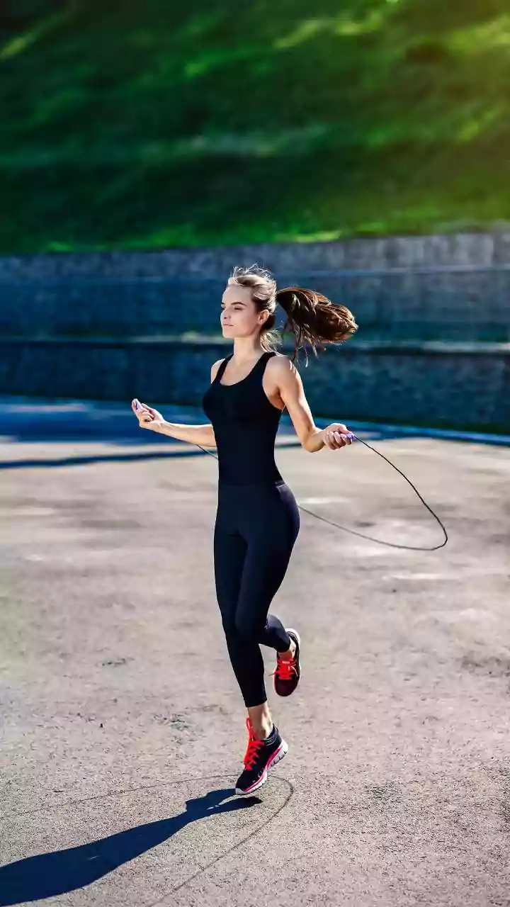 Skipping Vs Yoga: Understanding How Each Workout Routine Challenges Muscle Reaction Time