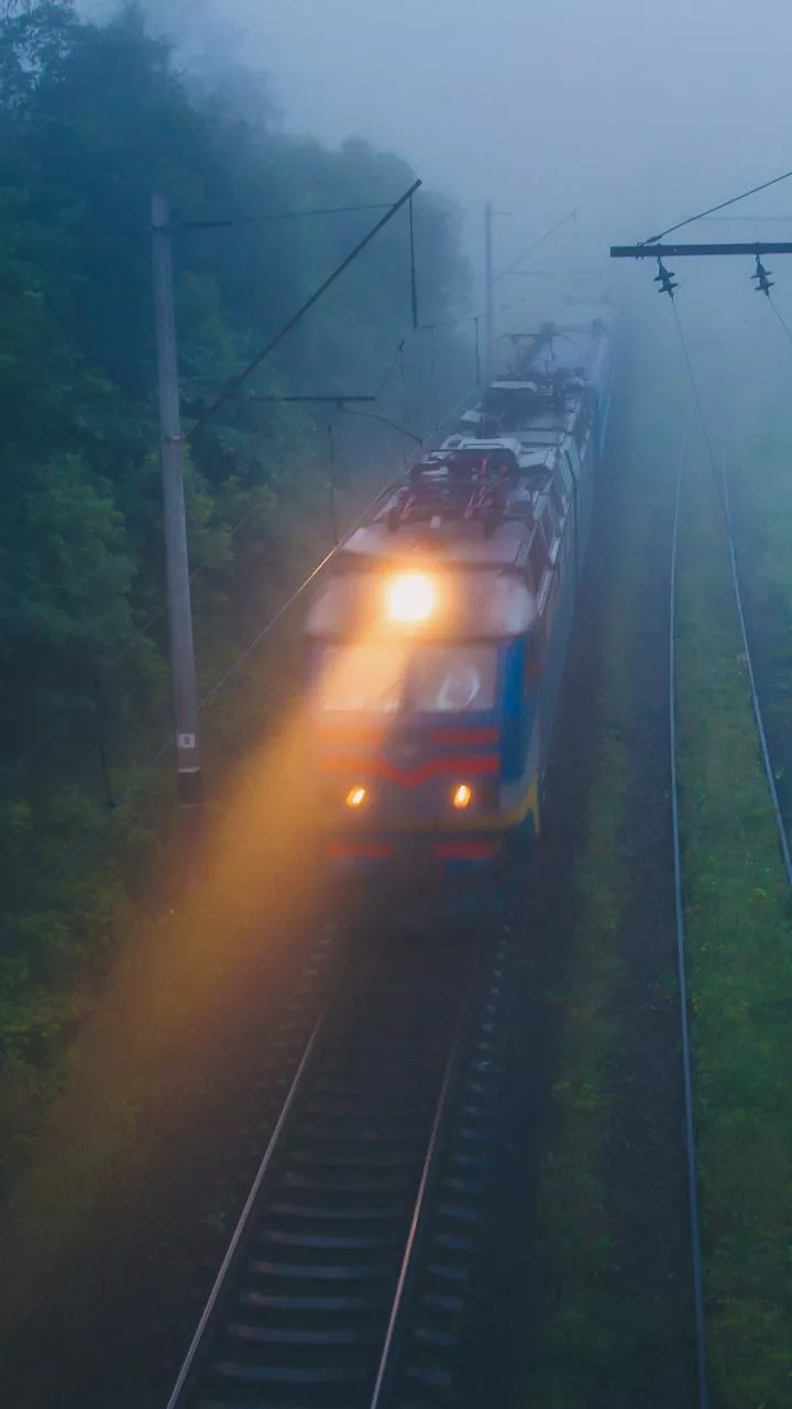 IndiGo warns of flight delays as dense fog hits several airports