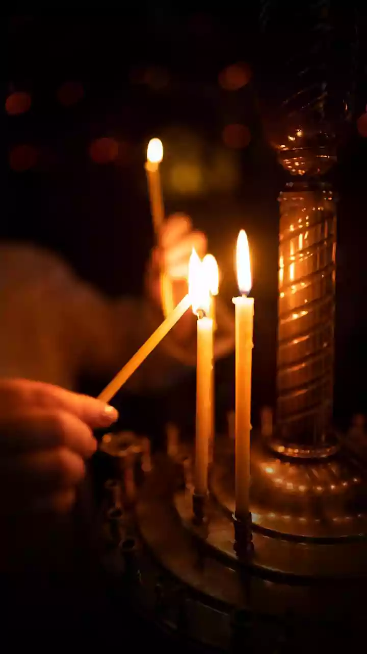 Passo a passo para montar um altar simples e elevar a energia da sua casa