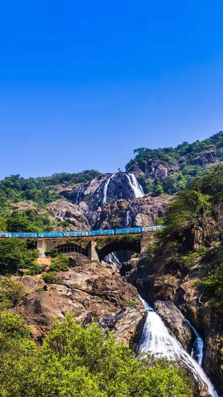 Kashmir Rail Passengers See Gorges, Rivers, Orchards and Peaks