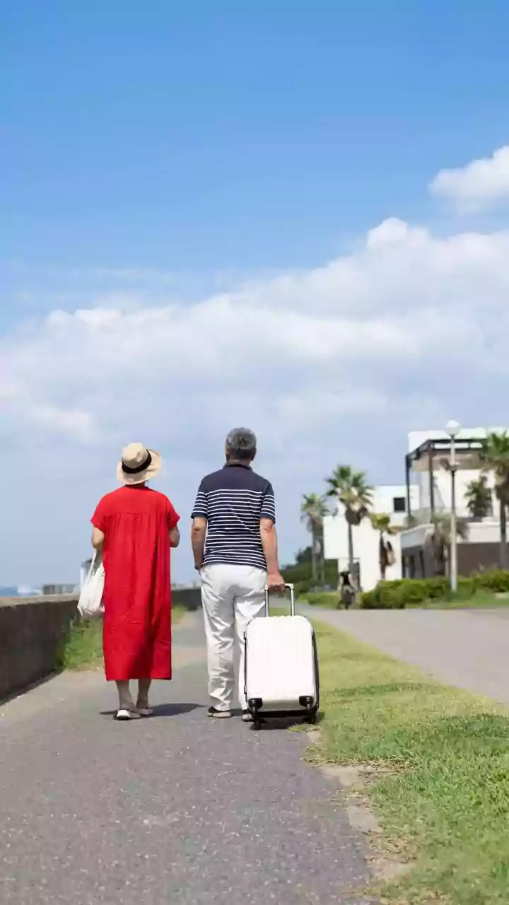 Travelers Are Combining AI Suggestions With Traditional Holiday Research