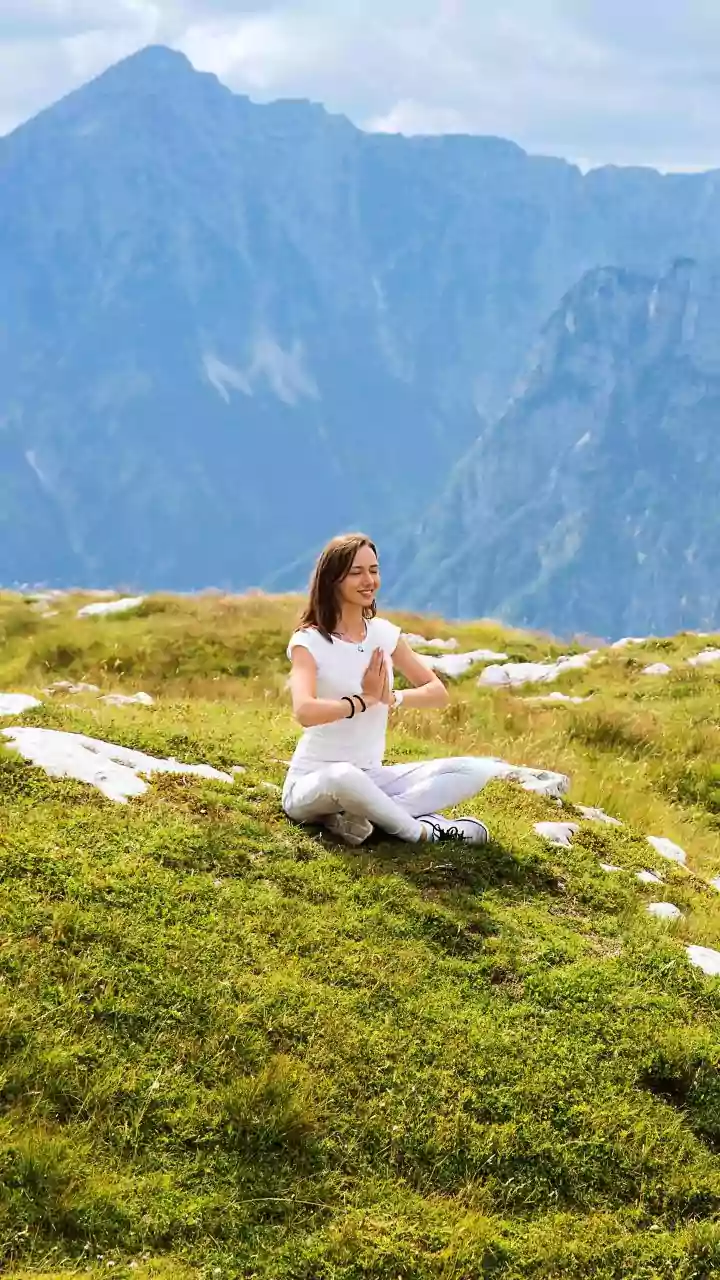 Viral Clips From International Yoga Day Are Flooding Our Feeds
