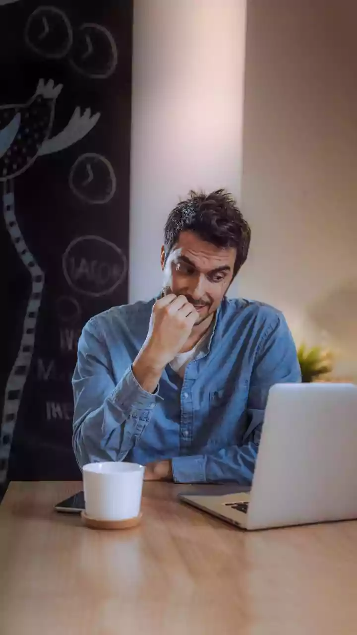 How Young Freelancers Transform Personal Websites Into Client Generators Using No-Code
