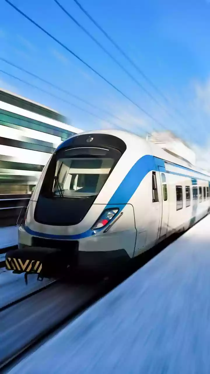 Indian Railways creates history, transports donor heart on Vande Bharat Express