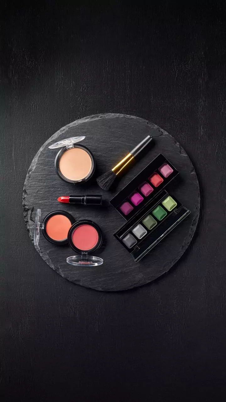 Can Virtual Try-On Really Match Your Skin Tone?