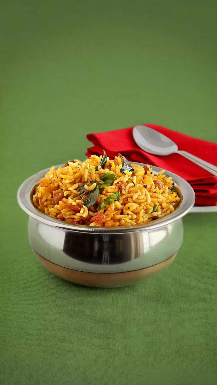 Utensils washed in LTT ERS Duronto toilet sparks FSSAI notice