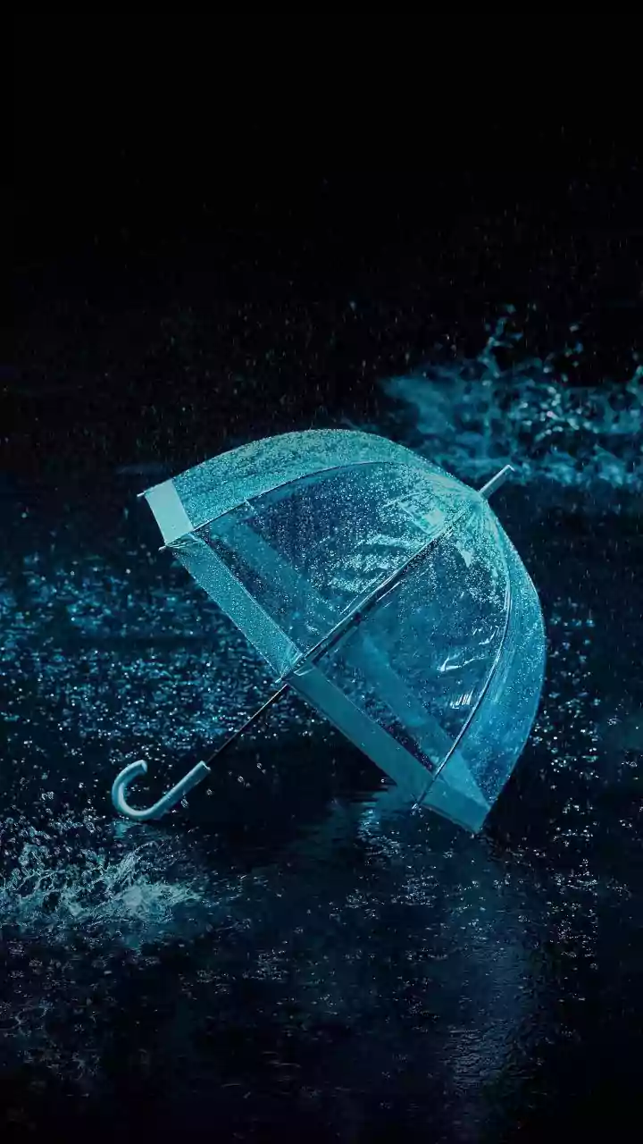 Why Waterproof Makeup Is Everywhere This Monsoon