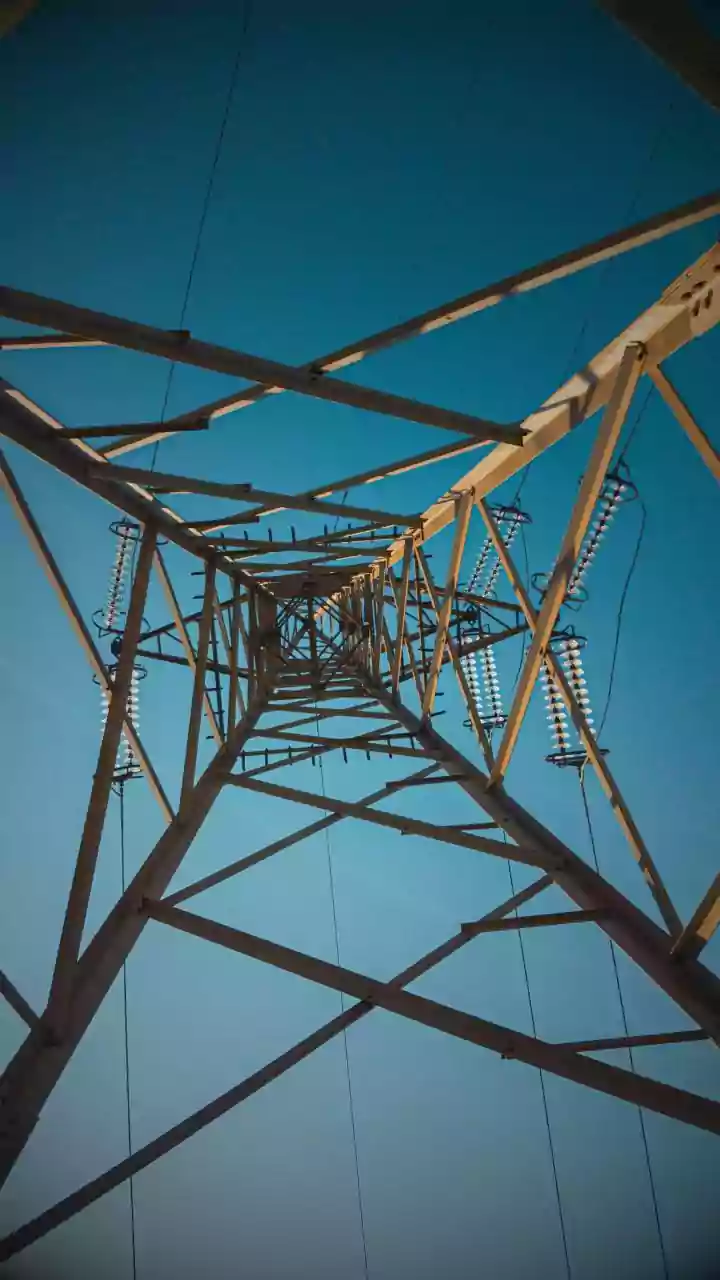 JEE Main Strategy: How Electrostatics and Current Electricity Can Be Your Highest-Scoring Physics Units