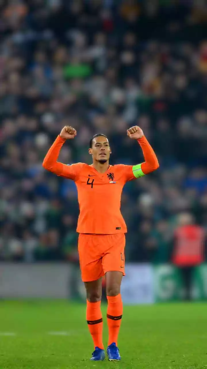 Van Dijk dispara contra regra da Copa do Mundo e faz crítica à Fifa