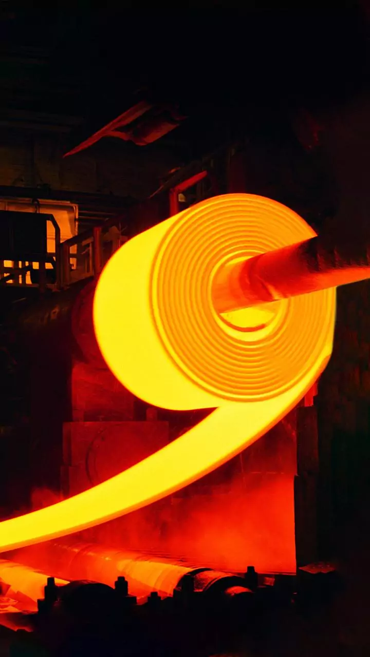 Copper futures rises to Rs 1,294.25/kg on weak US dollar, tight supply