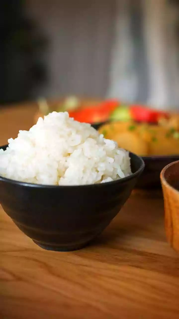 Use Weight or Consistent Cups When Comparing Rice Methods