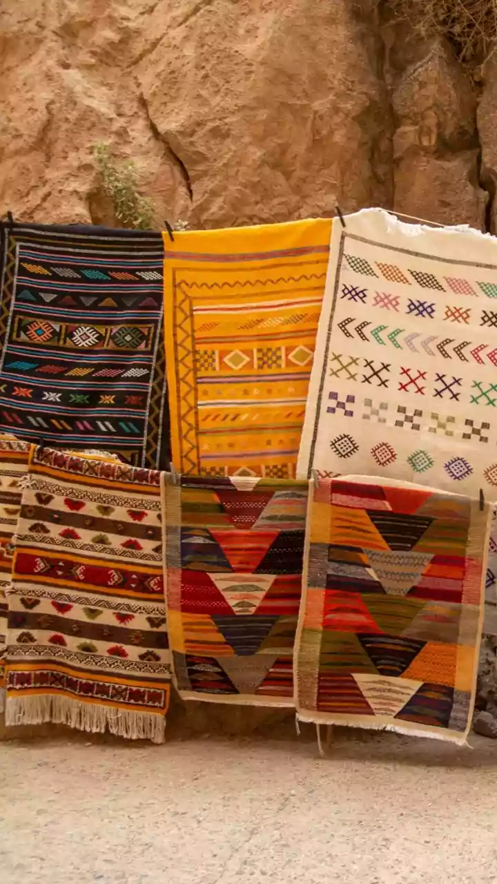 Support Indigenous Textile Weaves At Weekend Youth-Led Handloom Fairs Now