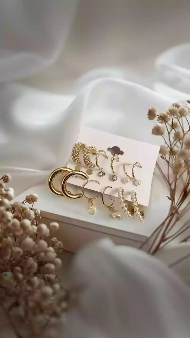 Exploring Earrings: Styles, Trends, and Choices