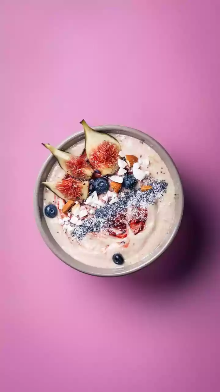 Quick and healthy: Hazelnut and fig porridge