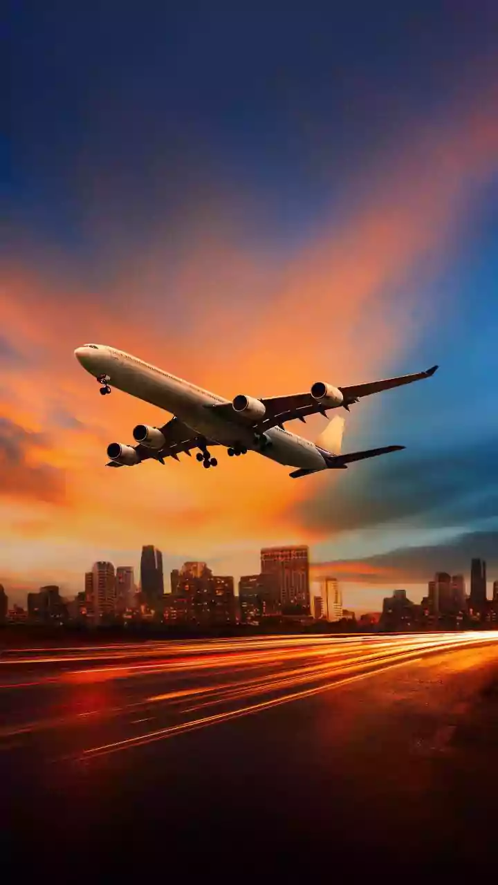 SpiceJet Plane Loses Wheel, Lands in Mumbai