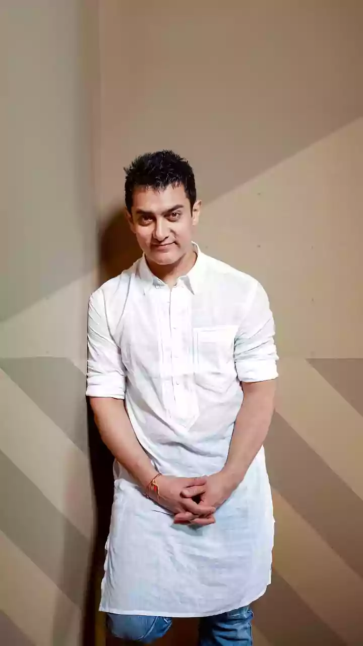 Aamir Khan To Marry Gauri Spratt In An Intimate Ceremony On July 5, Friends & Family Members To Attend: Report