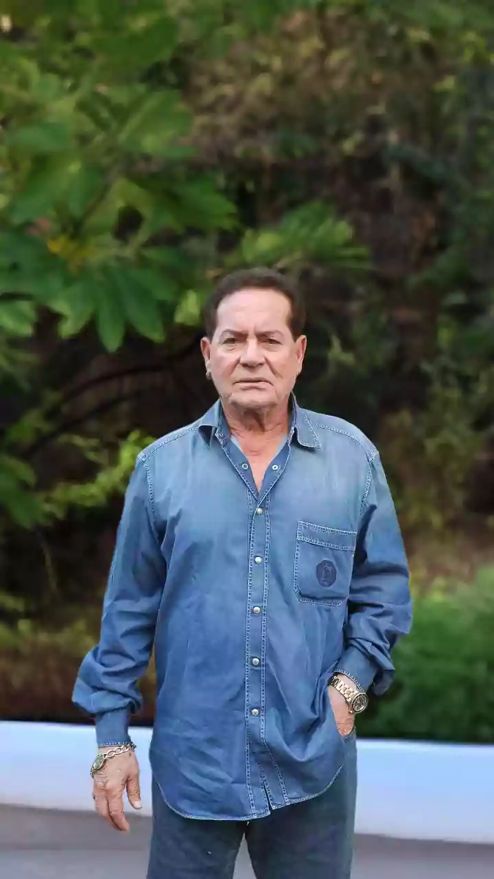 Salim Khan On Ventilator Support, Salman Khan's Father To Undergo Surgery