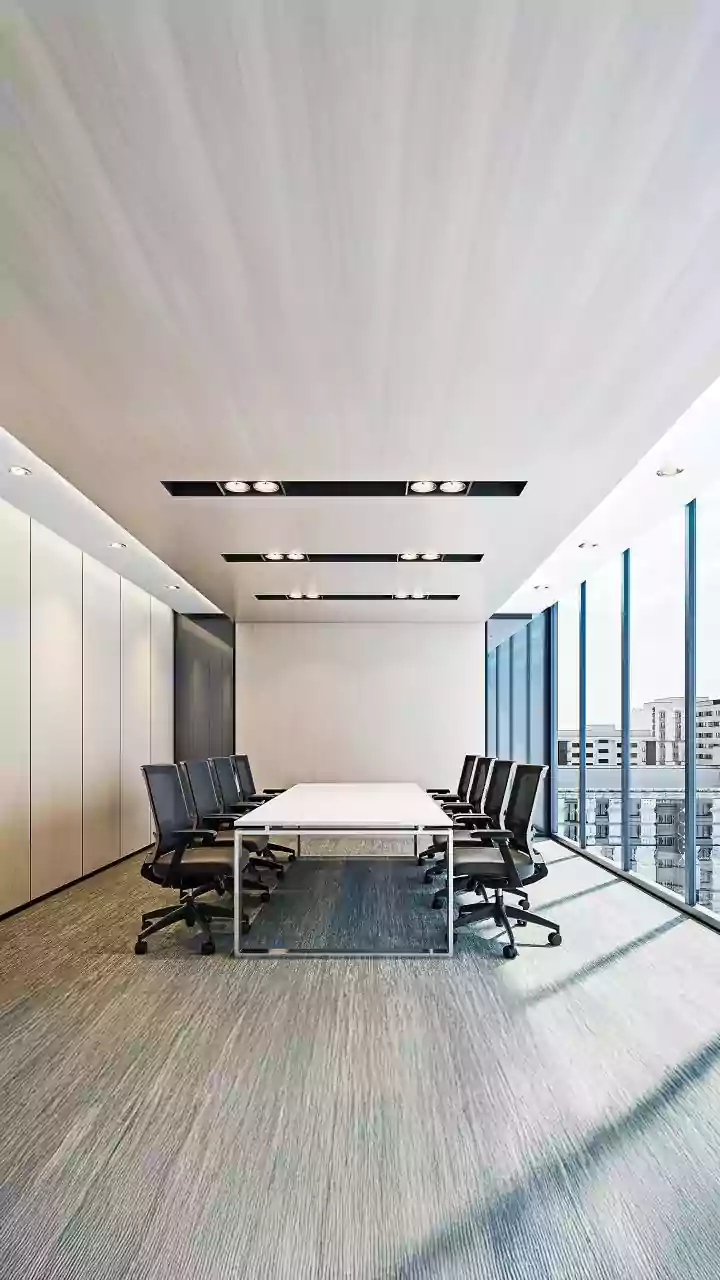 5 Workplace Habits Sabotaging Your Influence: Reclaim Your Power