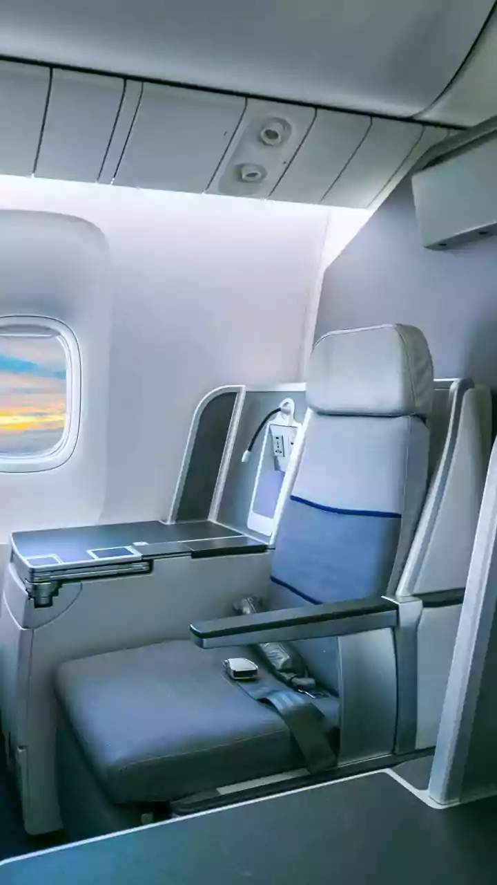 United Airlines to turn select economy seats into beds: Here’s how flyers reacted to 'Relax Row'