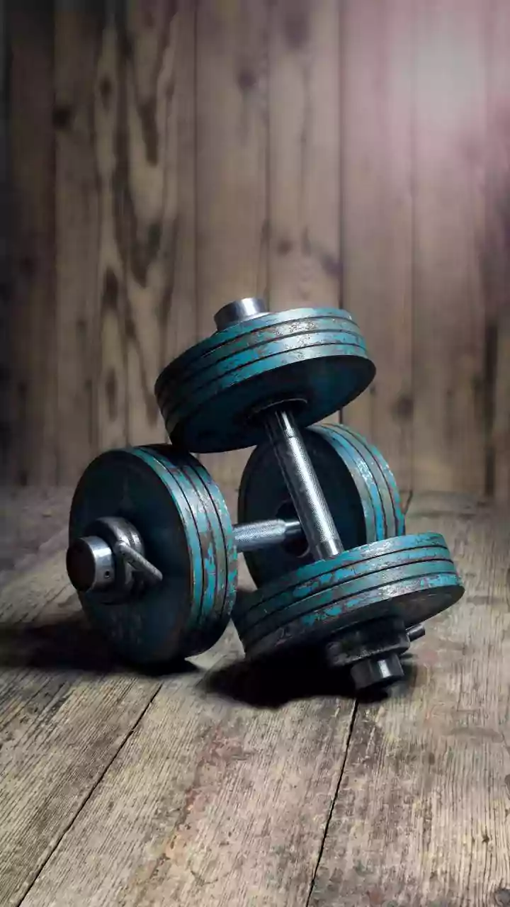 Why The 30-Year Strength-Training Study Urges Caution Around Health Associations From Regular Strength Work