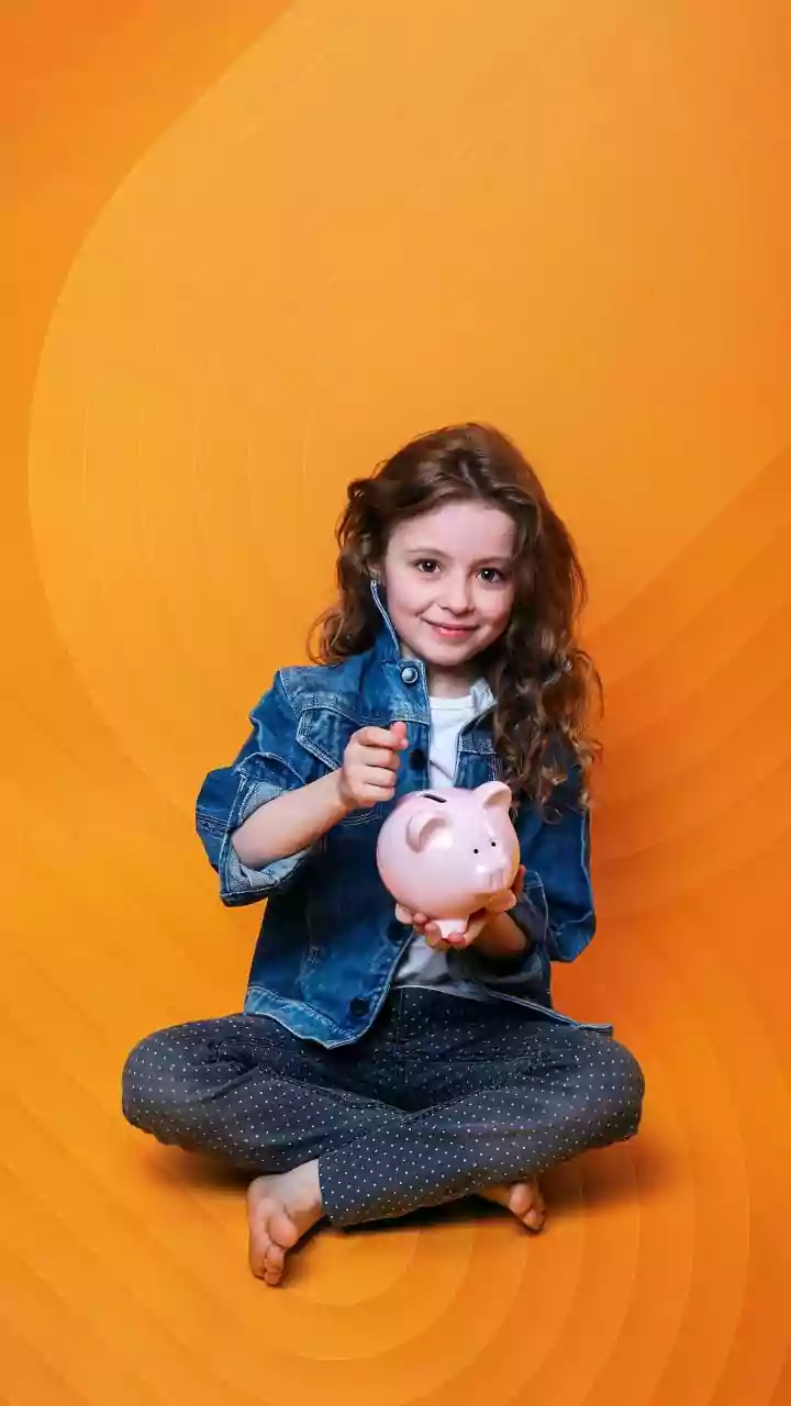 Cultivating Savvy Spenders: 6 Proven Strategies to Teach Kids Budgeting