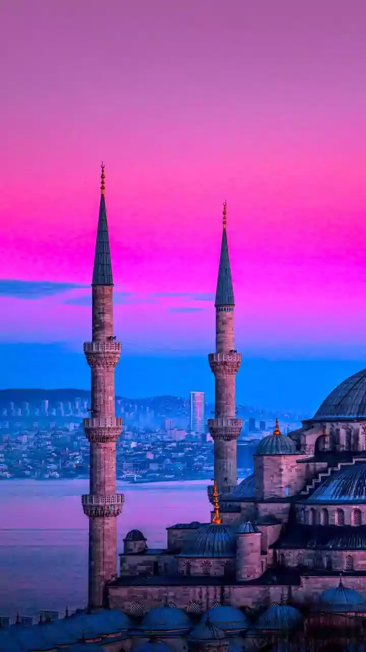 Gen Z travellers explore Samarkand affordably thanks to cheap flights and simple visas