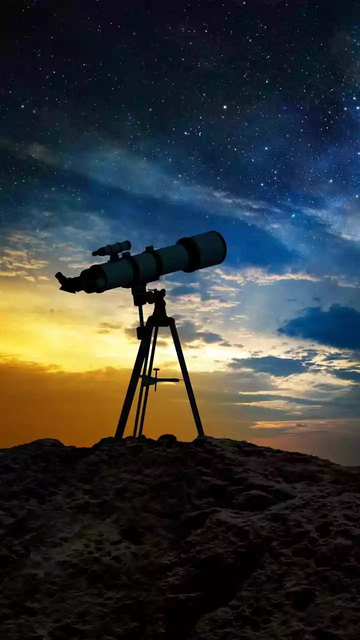 Space Telescope Detects Atmospheric Methane On Warm Neptunes, Raising Habitability Research Questions