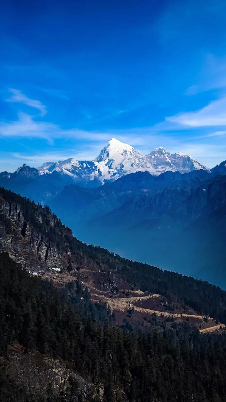 How Remote Tech Workers Enjoy Peaceful Mountain Views During Kalimpong Workations