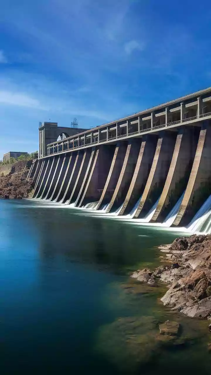 Karnataka mulls moving SC against Cauvery water release order