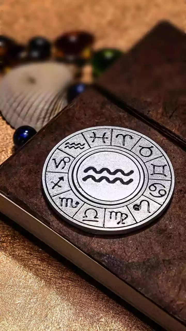 Daily Horoscopes for January 14, 2026: Insights Await!