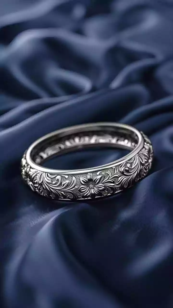 Silver Rate Today (2 February, 2026): Silver Crashes 36% From Record High as Sell-Off Deepens on MCX - Check Rates in Bengaluru, Chennai, Hyderabad...