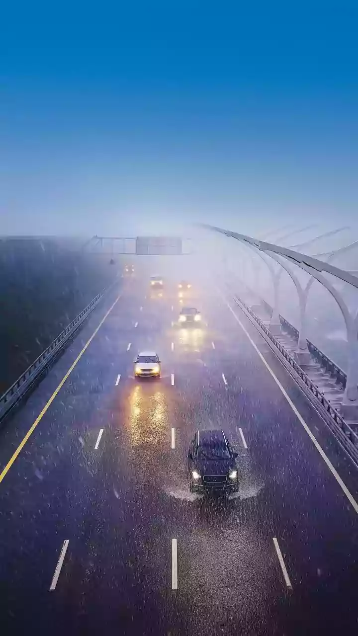 Pune-Mumbai Expressway Chaos Vs China’s Calm Traffic Video Sparks A Debate On ‘Huge Discipline In Drivers’