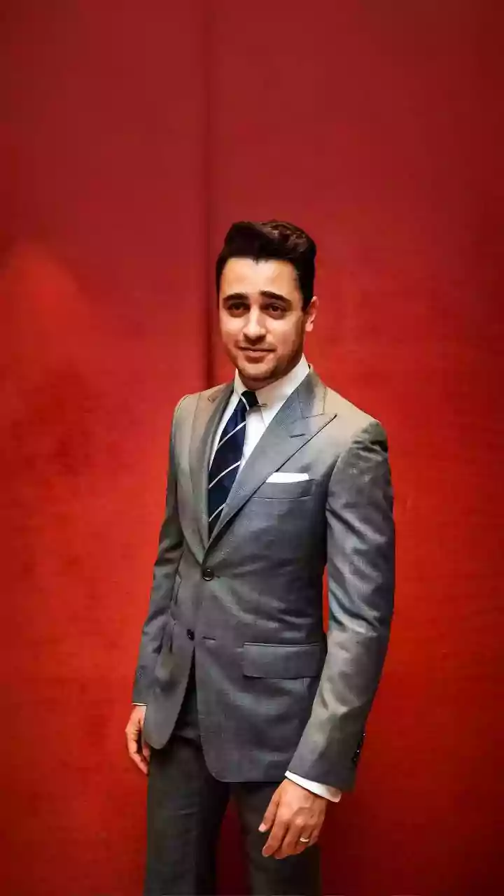 Imran Khan's Healing Journey: Daughter & Girlfriend's Support