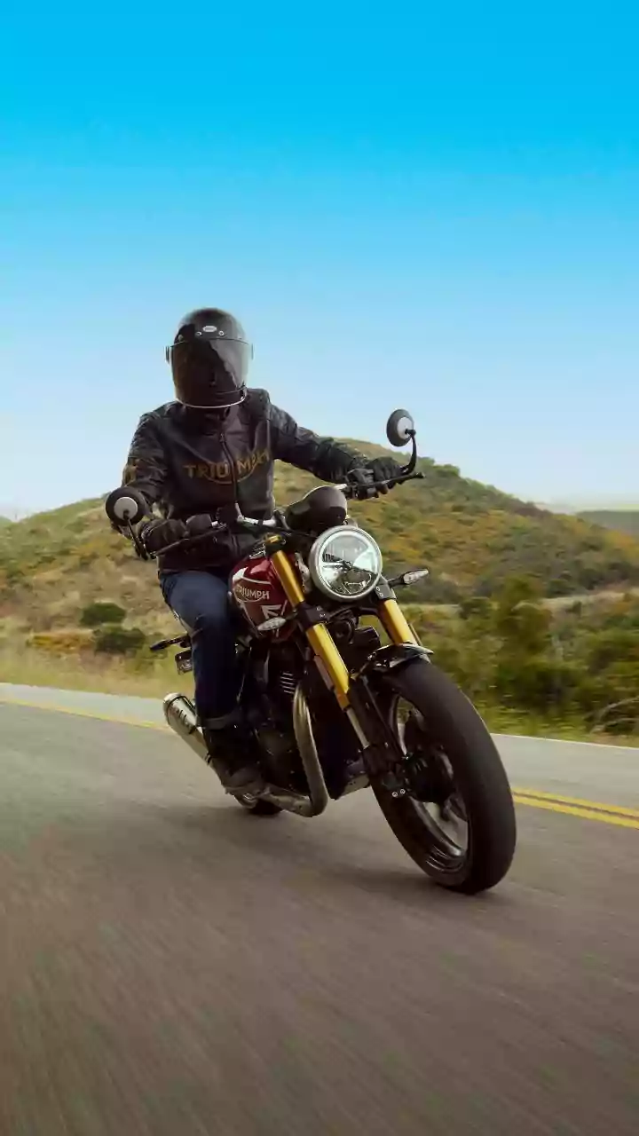 Triumph Tracker 400 unveiled in UK for 2026 model year